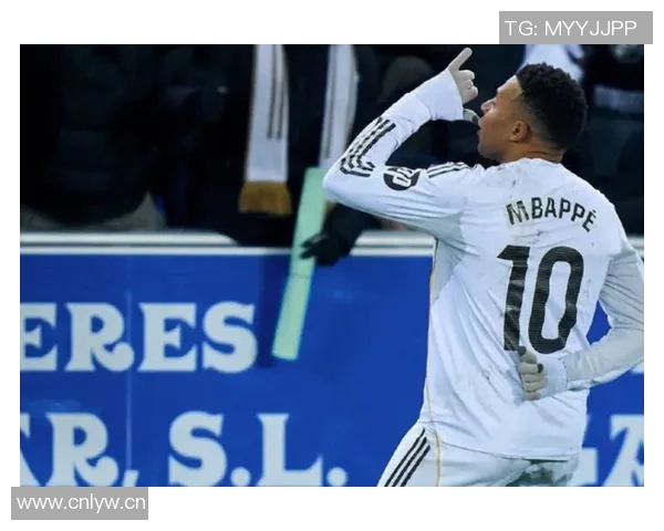 姆巴佩全场表现惊艳贡献2进球1助攻并成功过人4次获得满分评价